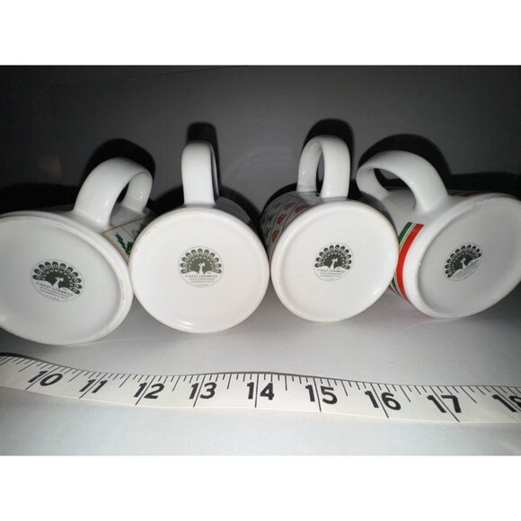 Vintage Christmas Mug Set First Ceramics Set of 4 Christmas Tree Ornment - Picture 8 of 8